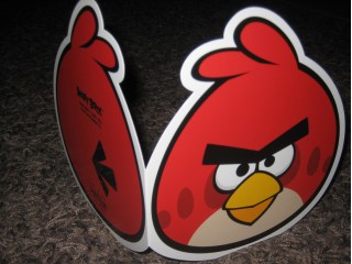 Angry Birds Punatintti muotoonleikattu 2-osainen kortti